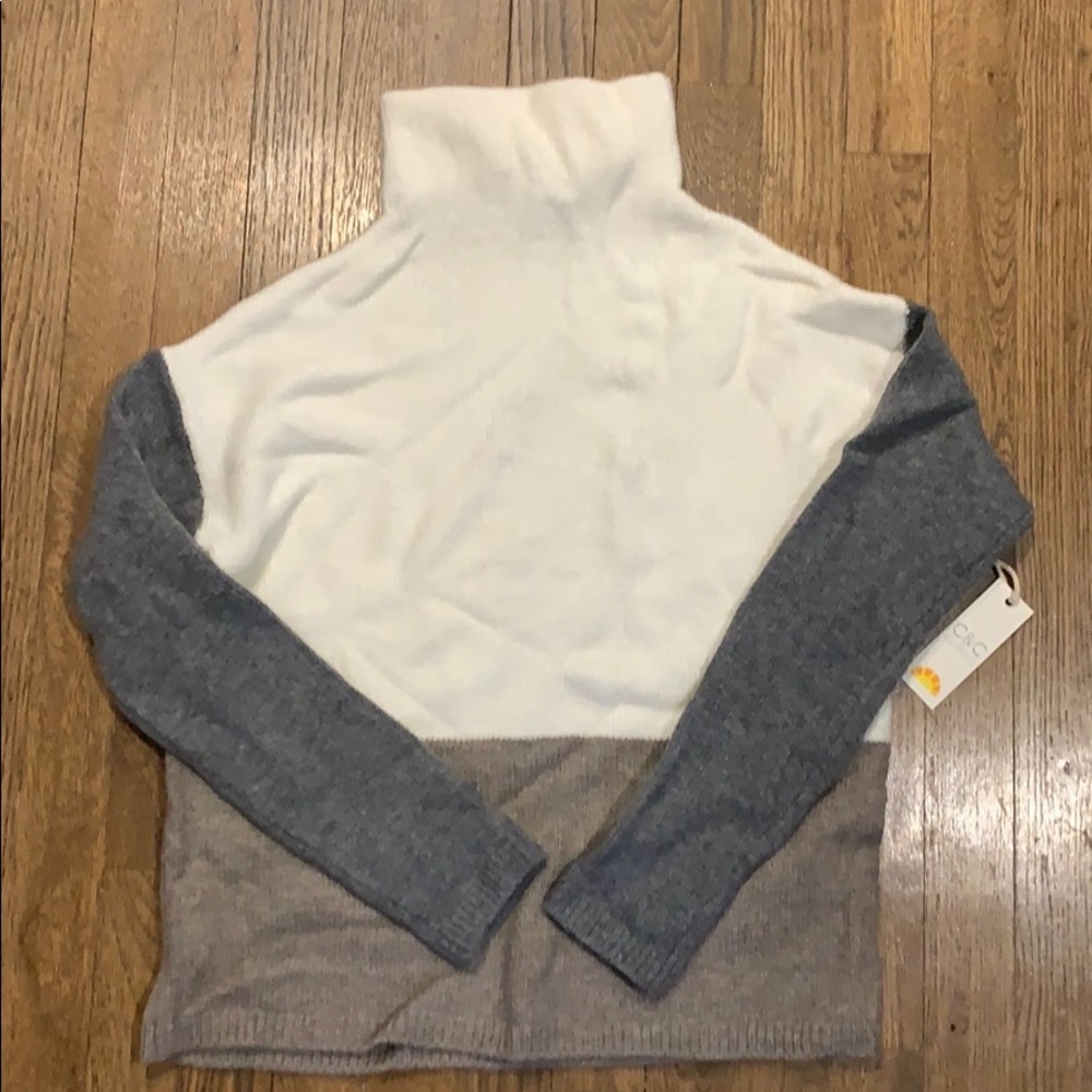 C+C California sweater. Women’s size small NWT